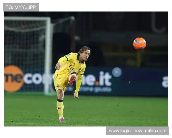 40岁魔笛太拼了:斜线狂奔25米 超车22岁小将!意甲第1核心,魔笛讲解