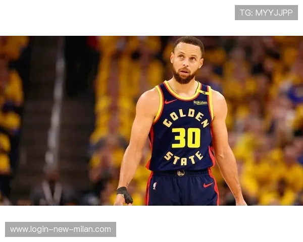 勇士后卫关键抢断转化为致命得分 勇士后卫关键抢断转化为致命得分